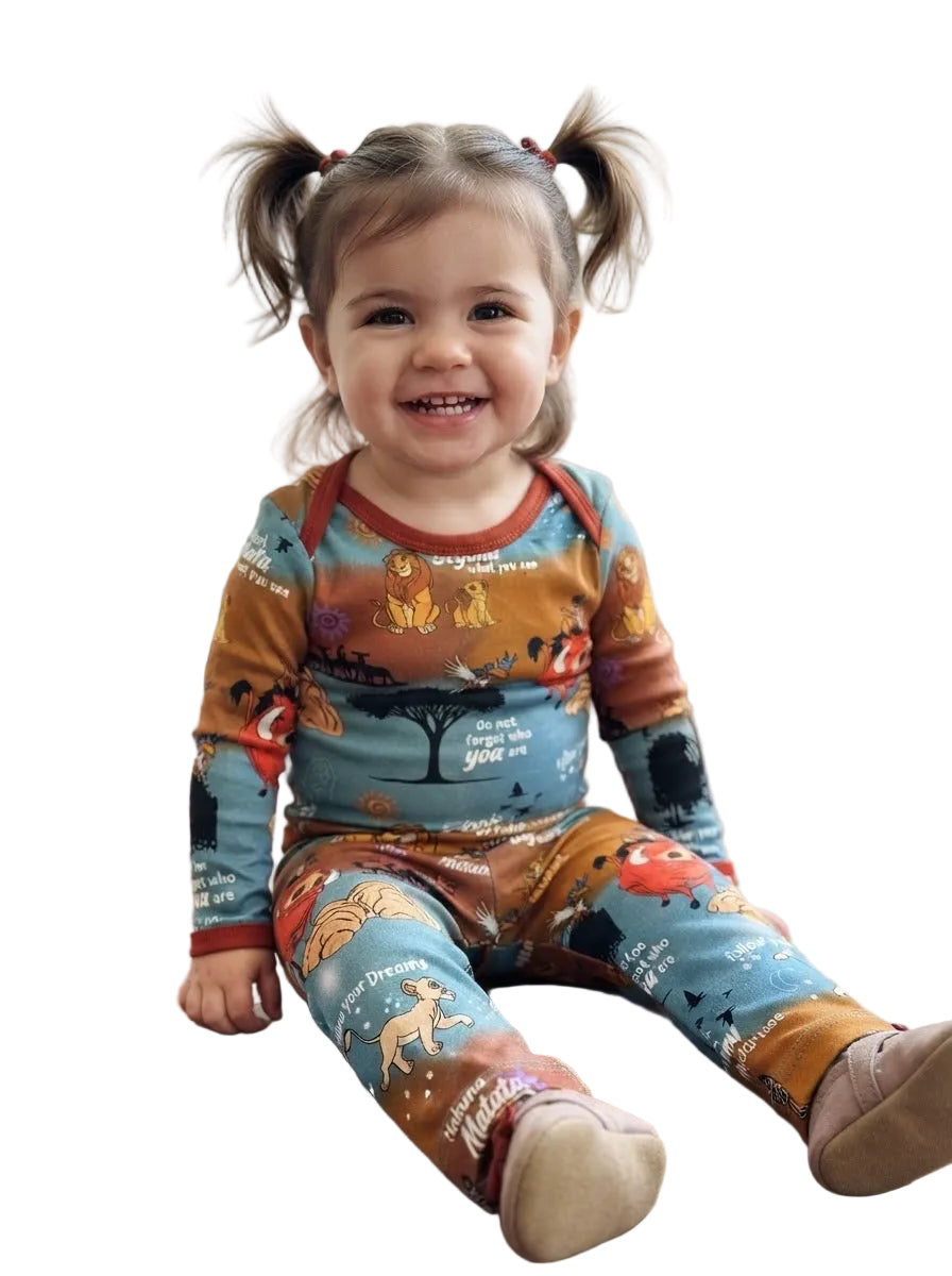 Hakuna Matata Long Sleeve Onesie and Pants Set